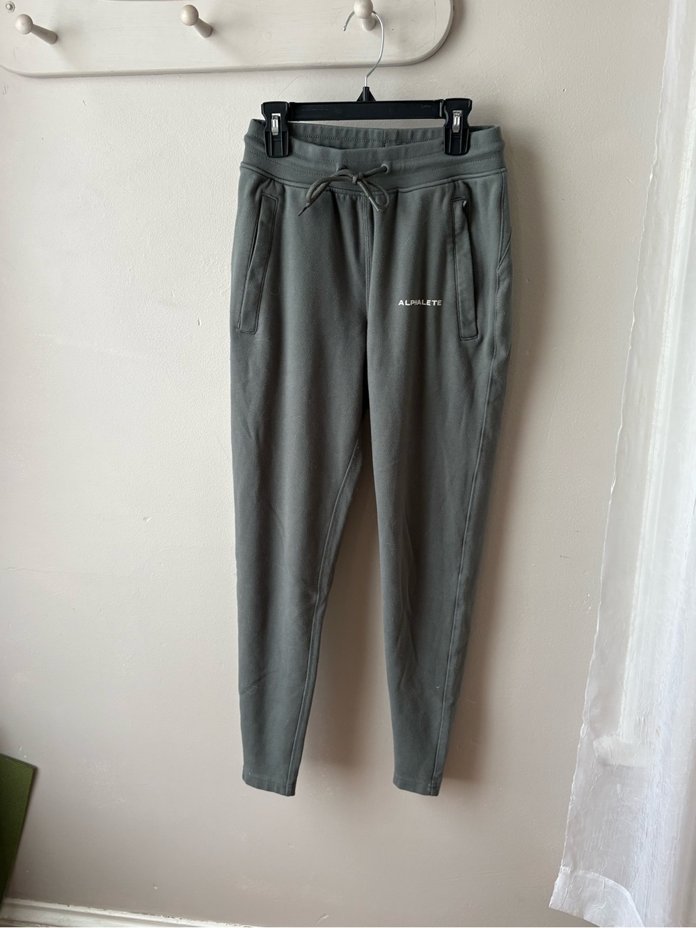 Alphalete Women’s Grey Jogger Pants